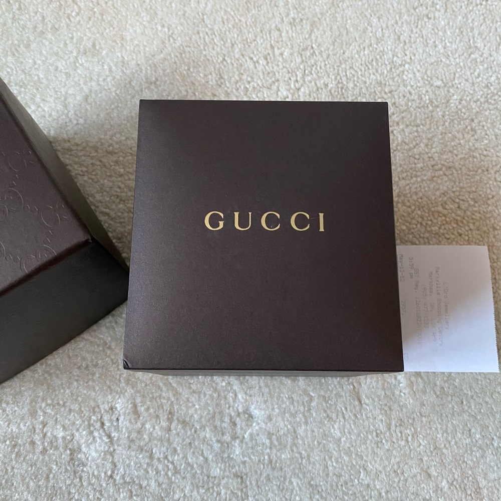 SOLD **GUCCI TIMELESS WATCH** - Picture 8 of 13